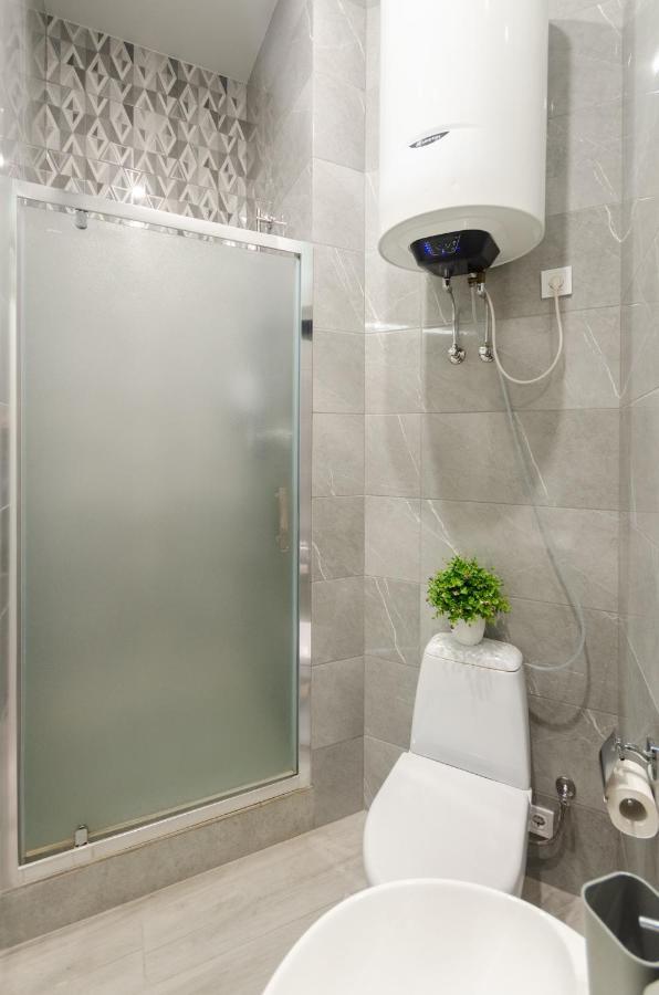 New Apartment Near Railway Station 1A Kiev Eksteriør bilde