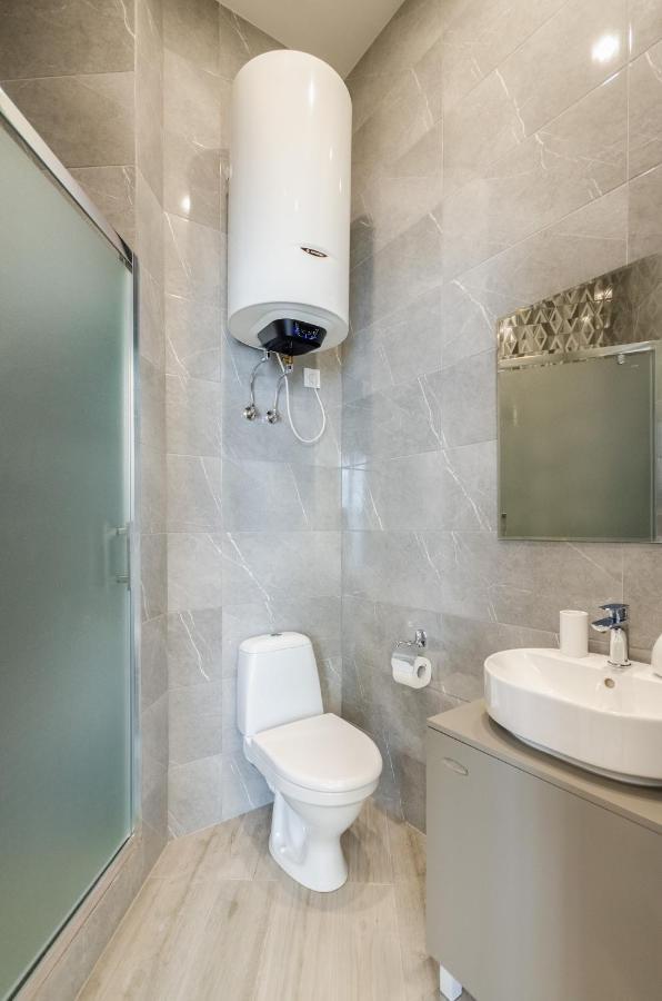 New Apartment Near Railway Station 1A Kiev Eksteriør bilde
